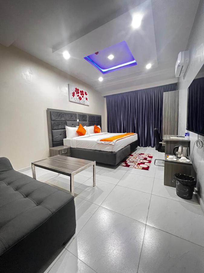 De Rigg Place Embassy Lagos Exterior photo